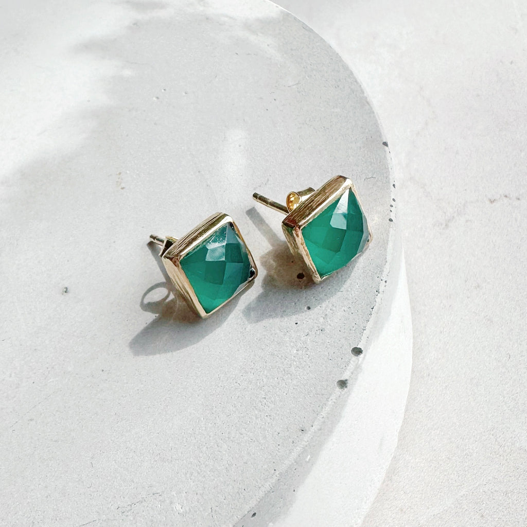 Square Gold Gemstone Stud Earrings: Green Chalcedony - Freshie & Zero Studio Shop