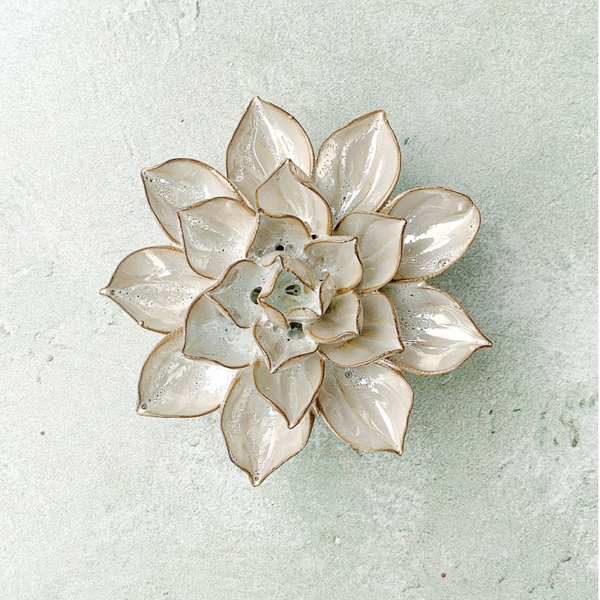 Ceramic Bloom: Pearl Flower - Freshie & Zero Studio Shop