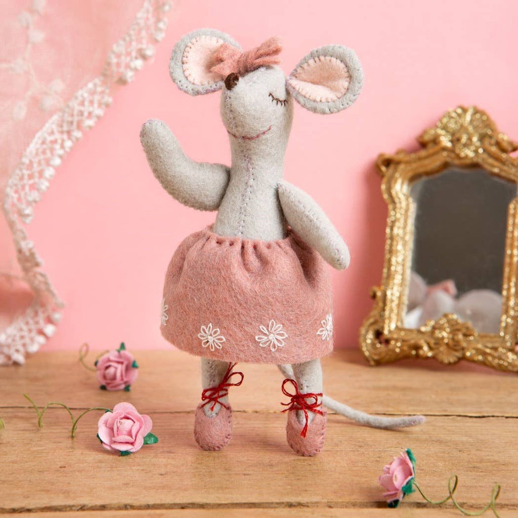 Little Mouse Ballet Dancer: Felt Craft Mini Kit - Freshie & Zero Studio Shop