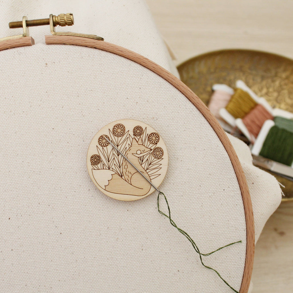 Magnetic Wooden Needle Minder: Wood Fox - Freshie & Zero Studio Shop