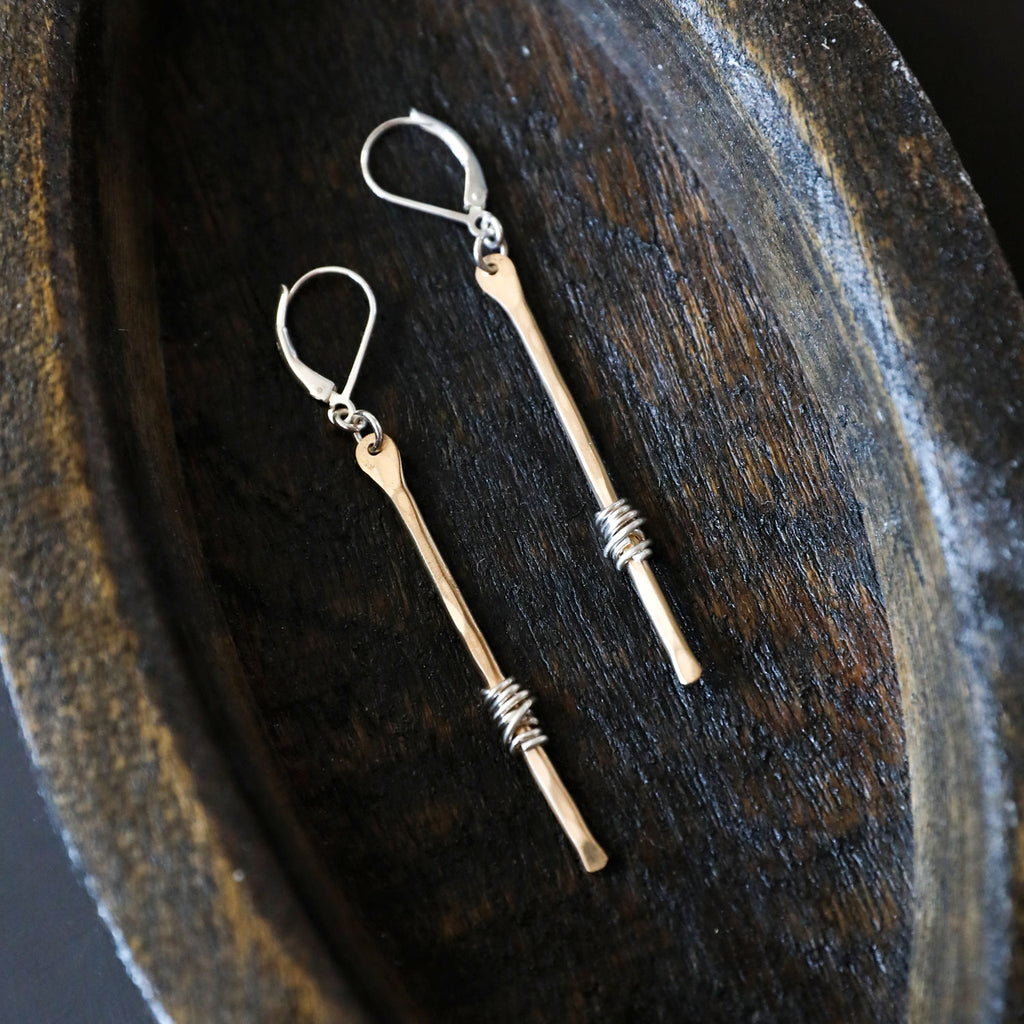 sparky stem earrings - Freshie & Zero