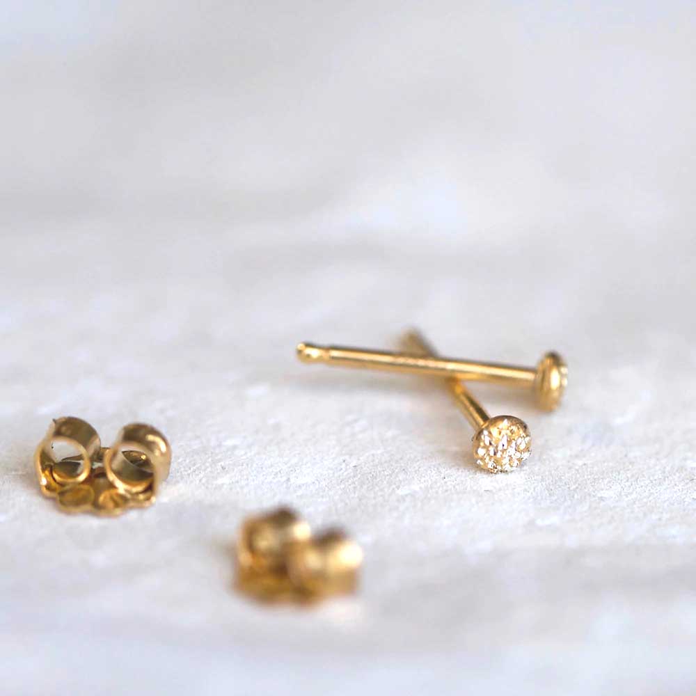 Stud Earrings Circle Fleck Diamond Dusted (extra tiny) - Freshie & Zero Studio Shop