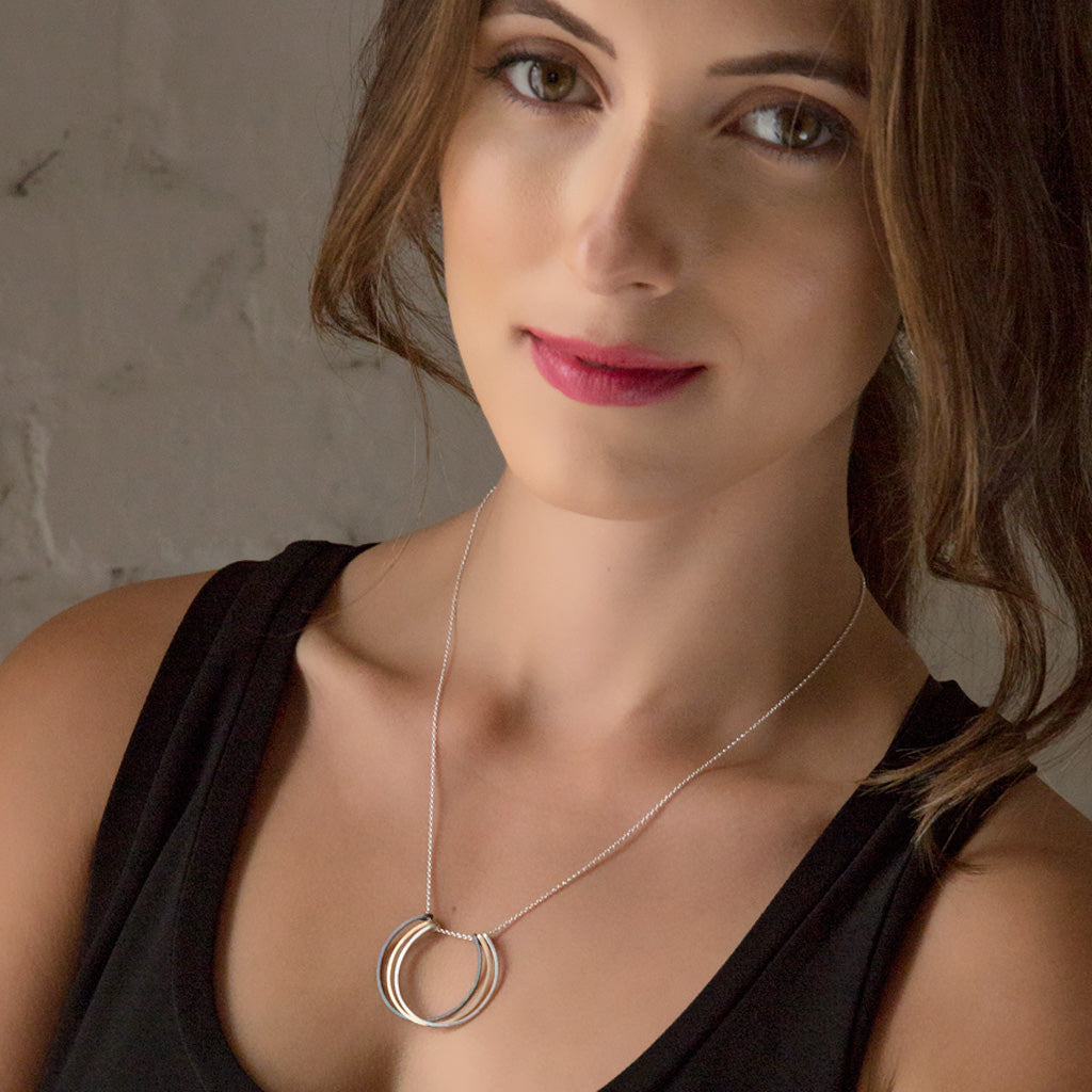 mixed honey petals necklace - Freshie & Zero