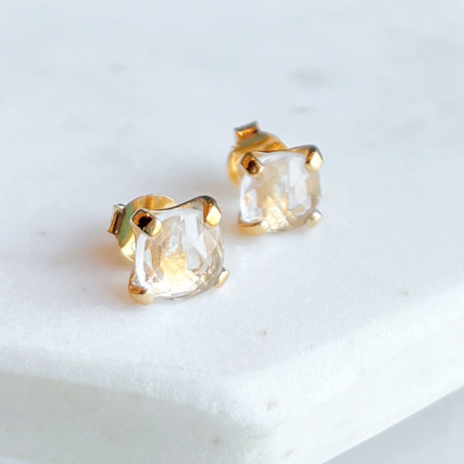 Clear quartz deals stud earrings