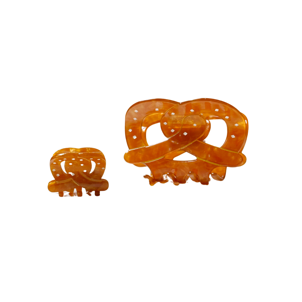 Hair Claw Clip: Pretzel - Freshie & Zero Studio Shop