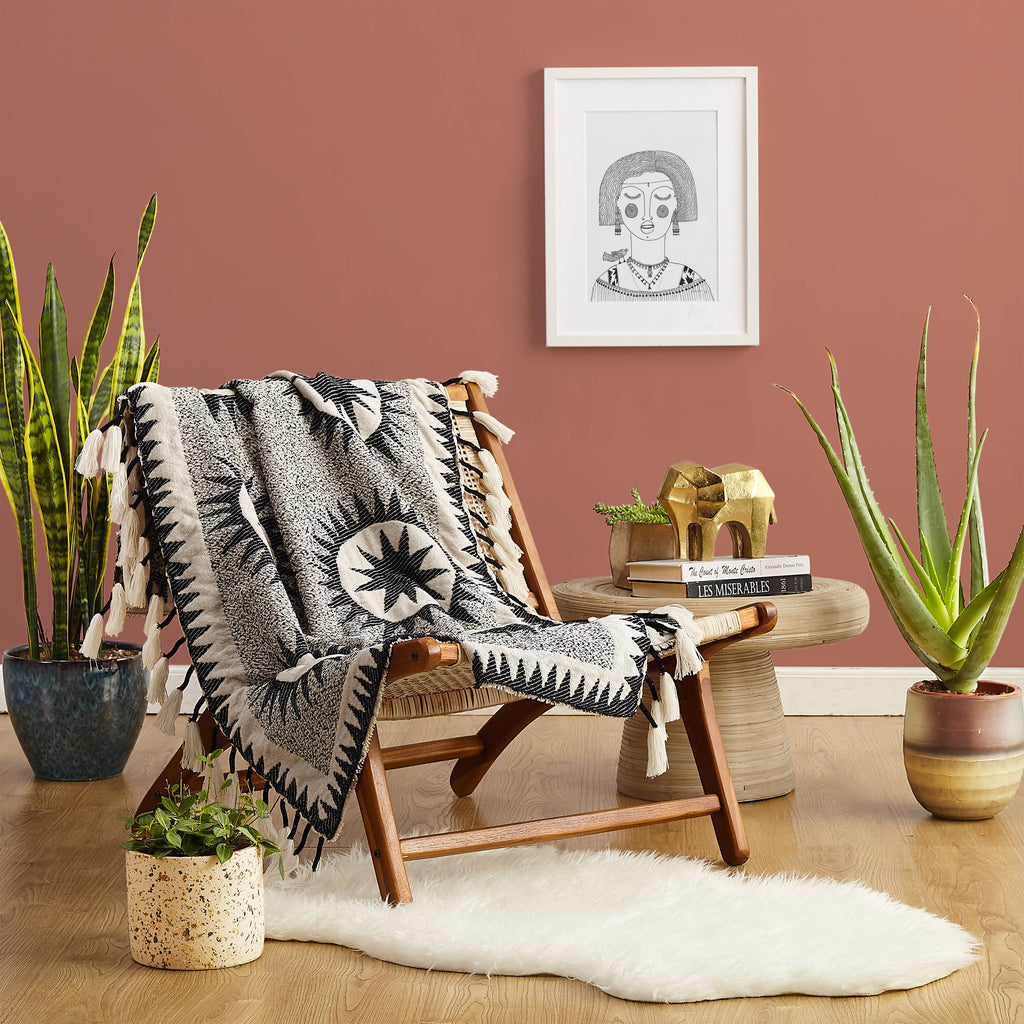 Soleil Black + White Throw Blanket by Jungalow - Freshie & Zero Studio Shop