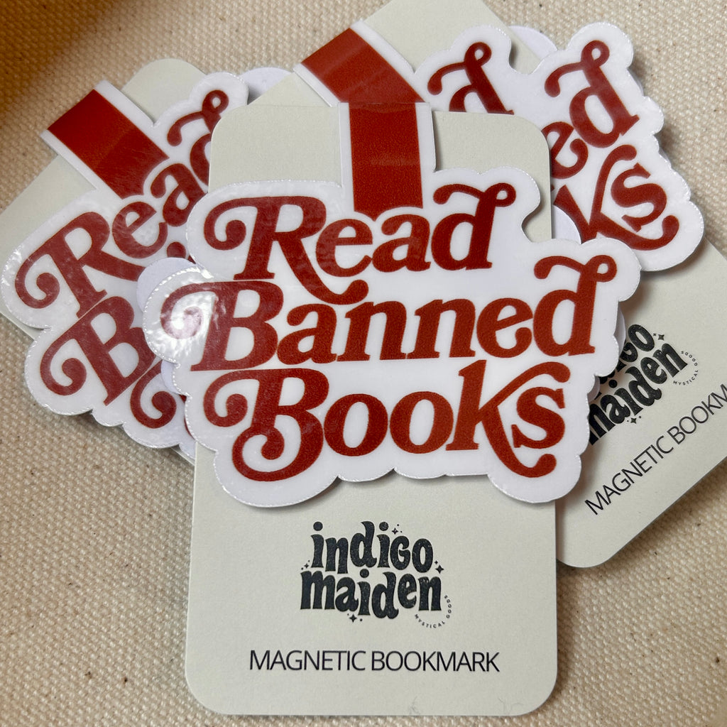 Read Banned Books Magnetic Bookmark - Freshie & Zero Studio Shop
