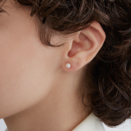 Small White Pearl Earrings - Freshie & Zero Studio Shop