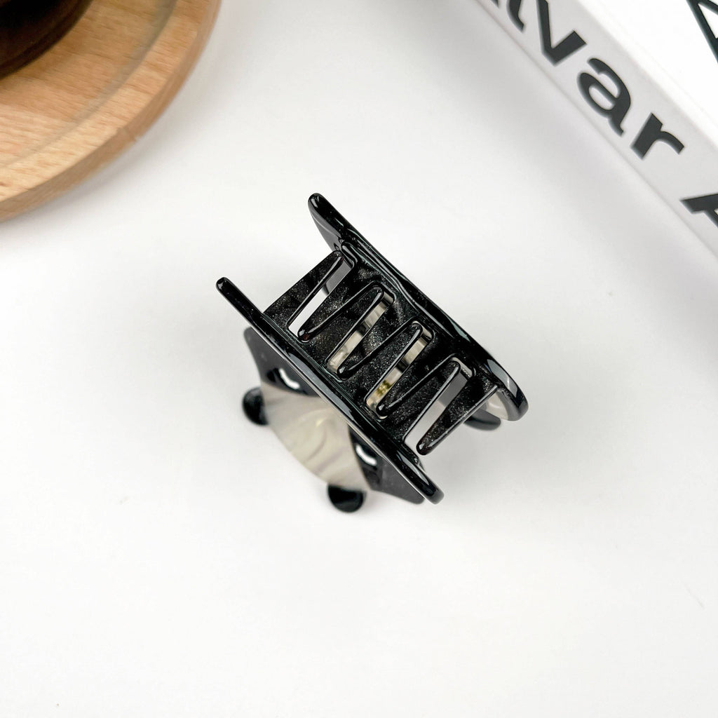 Sweet Skunk Hair Claw Clip - Freshie & Zero Studio Shop