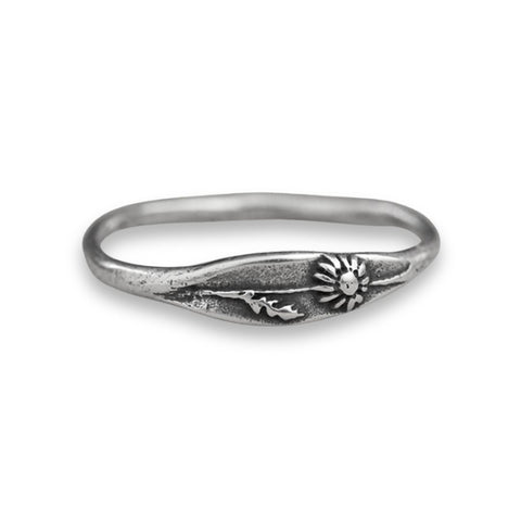 Sterling silver Daisy Handmade Signet Ring by Marmalade Jewellery featuring a detailed daisy design on a classic ring band