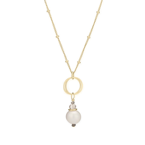 Freshie & Zero Audrey freshwater pearl necklace featuring a string of elegant white pearls on a delicate chain.