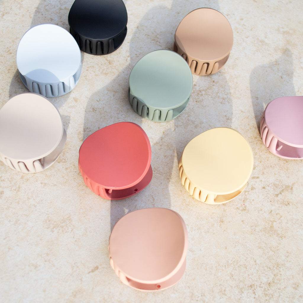 Minimalist Circle Hair Clip - Mustard - Freshie & Zero