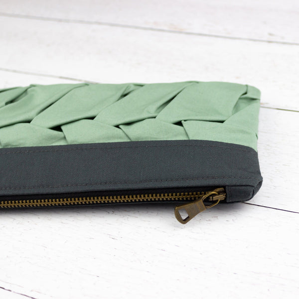 Poppy Origami Makeup Pouch in Mint - Freshie & Zero Studio Shop