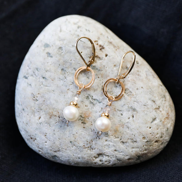 Audrey Earrings - White Pearl - Freshie & Zero Studio Shop