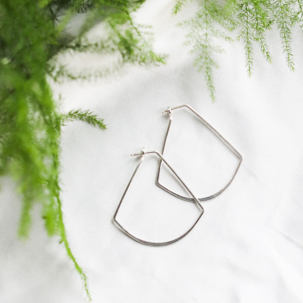 Minimal fan-shaped hoop earrings by Freshie & Zero featuring sleek, modern design in a stylish hoop style.